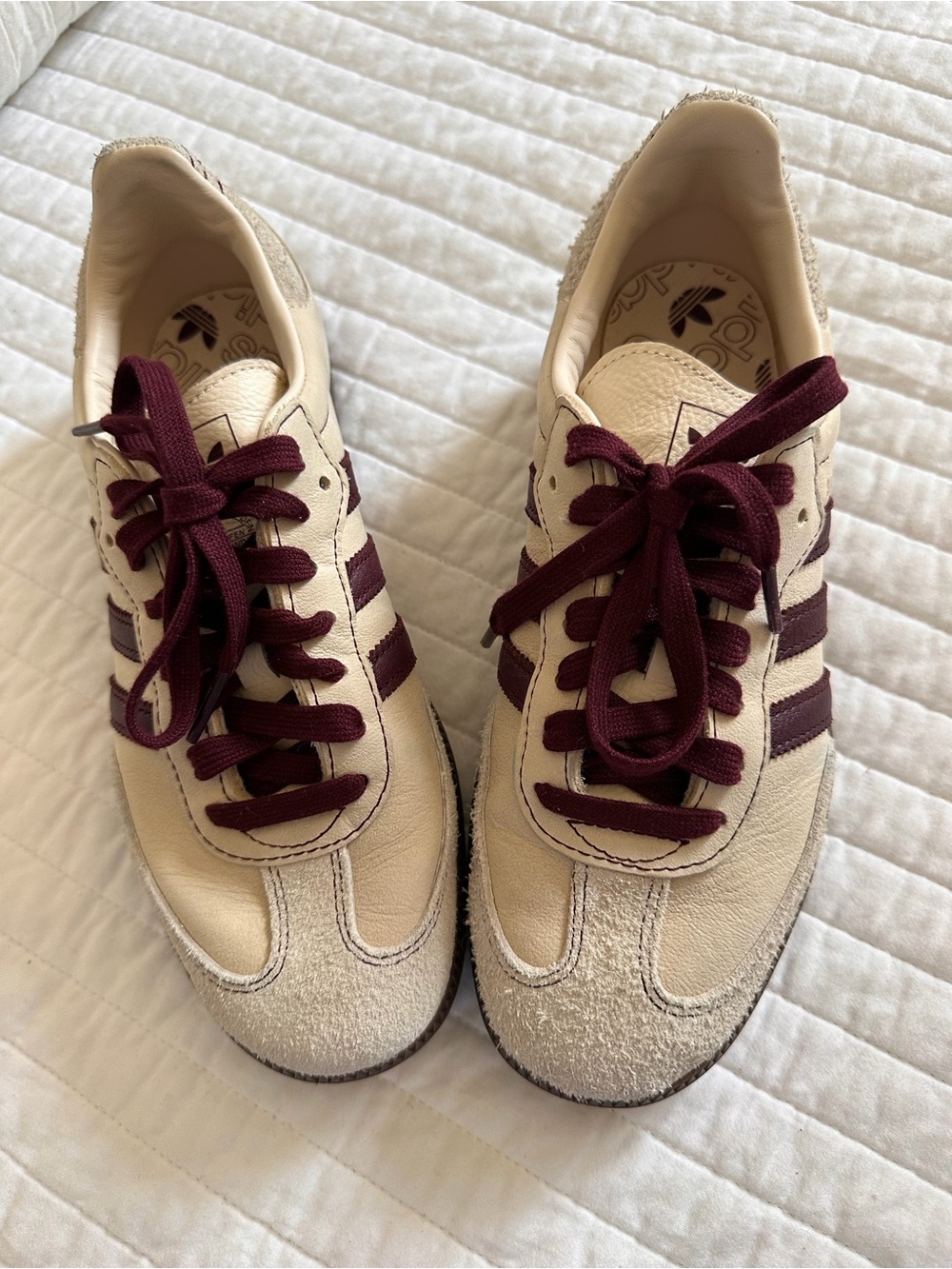 adidas Women Cream & Burgundy Leather Low-Profile Sneakers